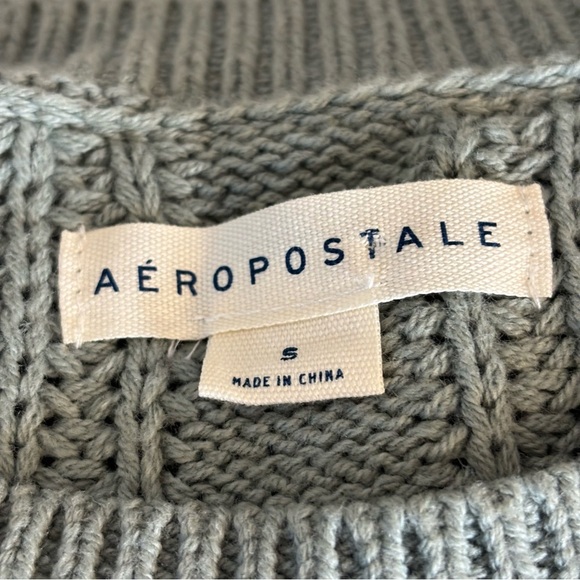 Aeropostale Sage Green Cropped Sweater. Women’s Size S. Long sleeve - Picture 6 of 8